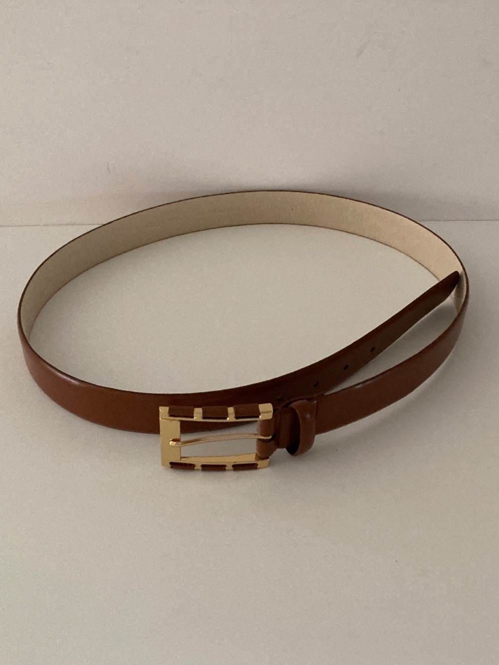 Women's Cognac Brown Smooth Leather Belt/Leather & Gold Tone Buckle/XL/NEW!